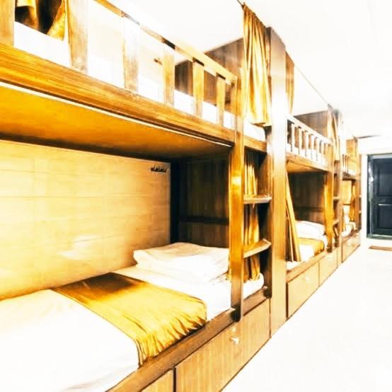 Awesome Dormitory Male Only Мумбай Екстериор снимка